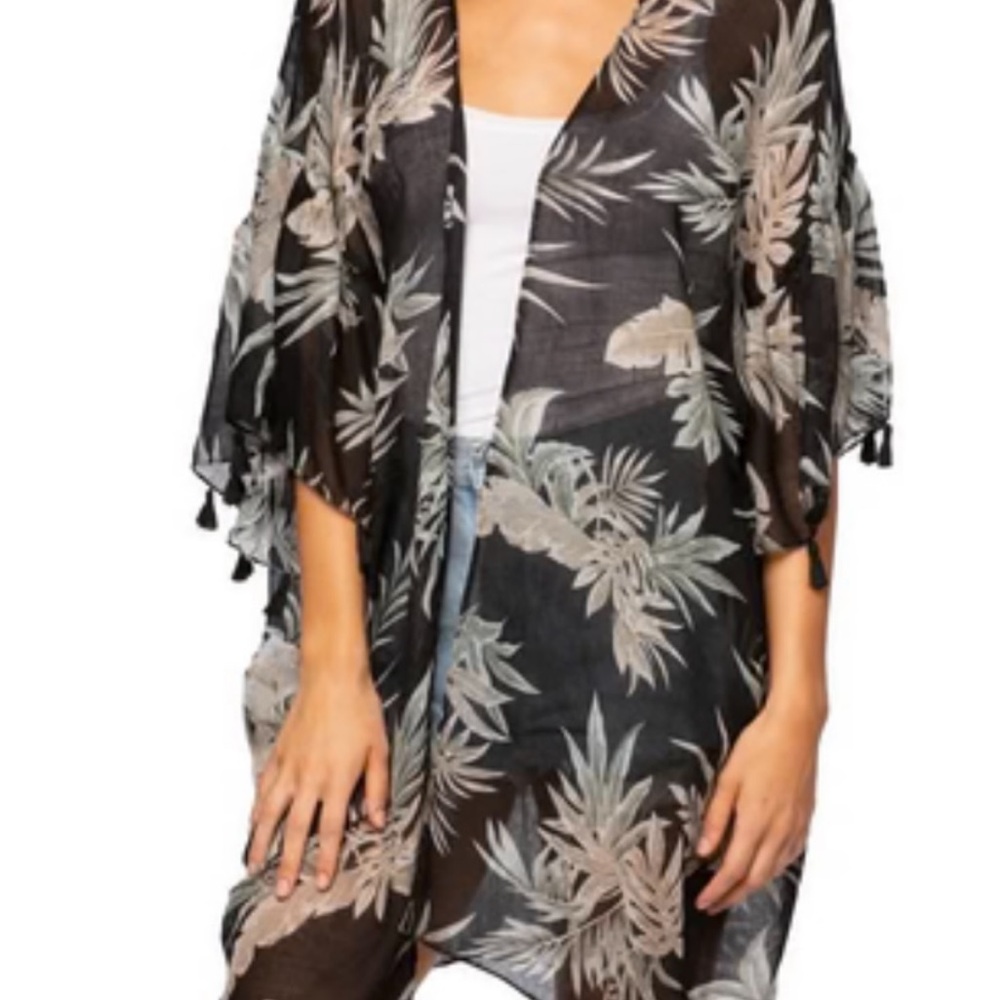 Black and Cream Floral Kimono Cover-Up
